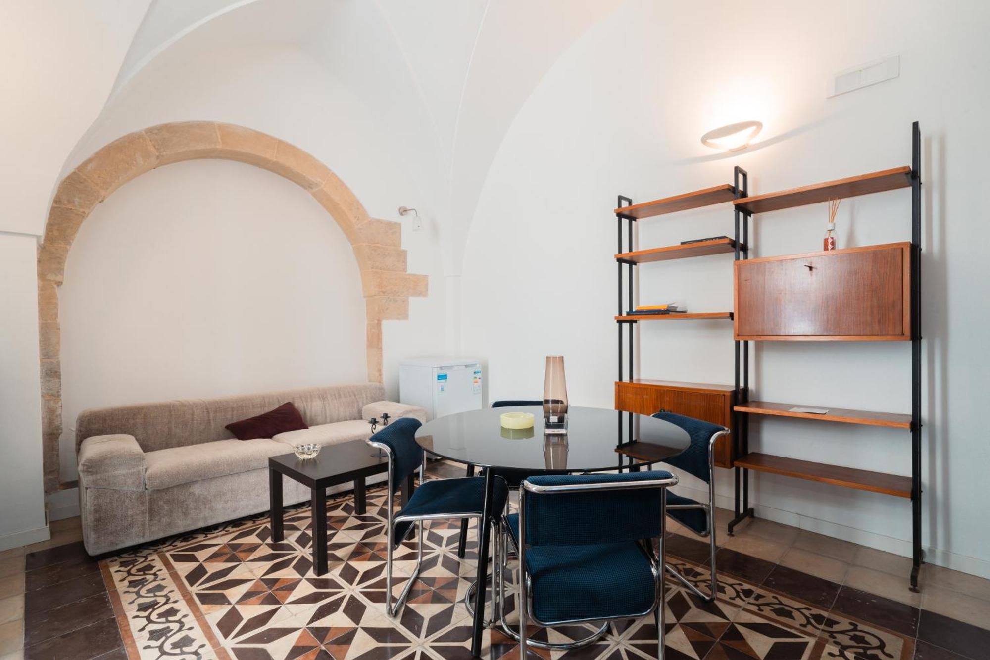 Donna Cristina Historic Apartment Lecce Eksteriør bilde